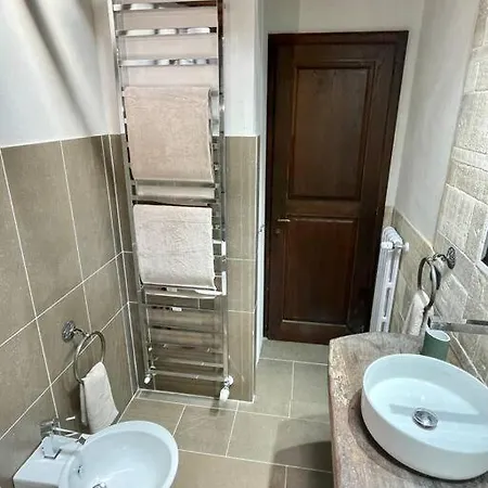 Tuscan Escape Luxury 2 Bedroom With Pool Apartment Anghiari