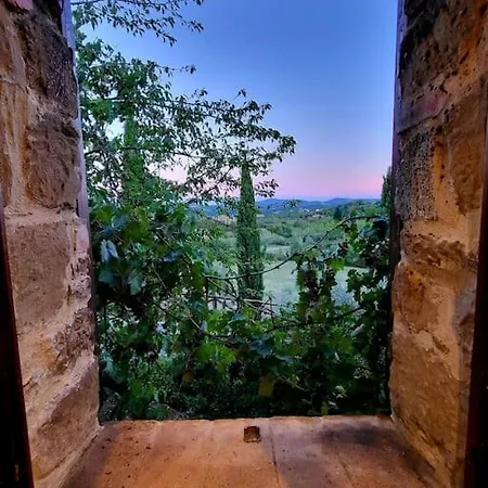 Tuscan Escape Luxury 2 Bedroom With Pool
